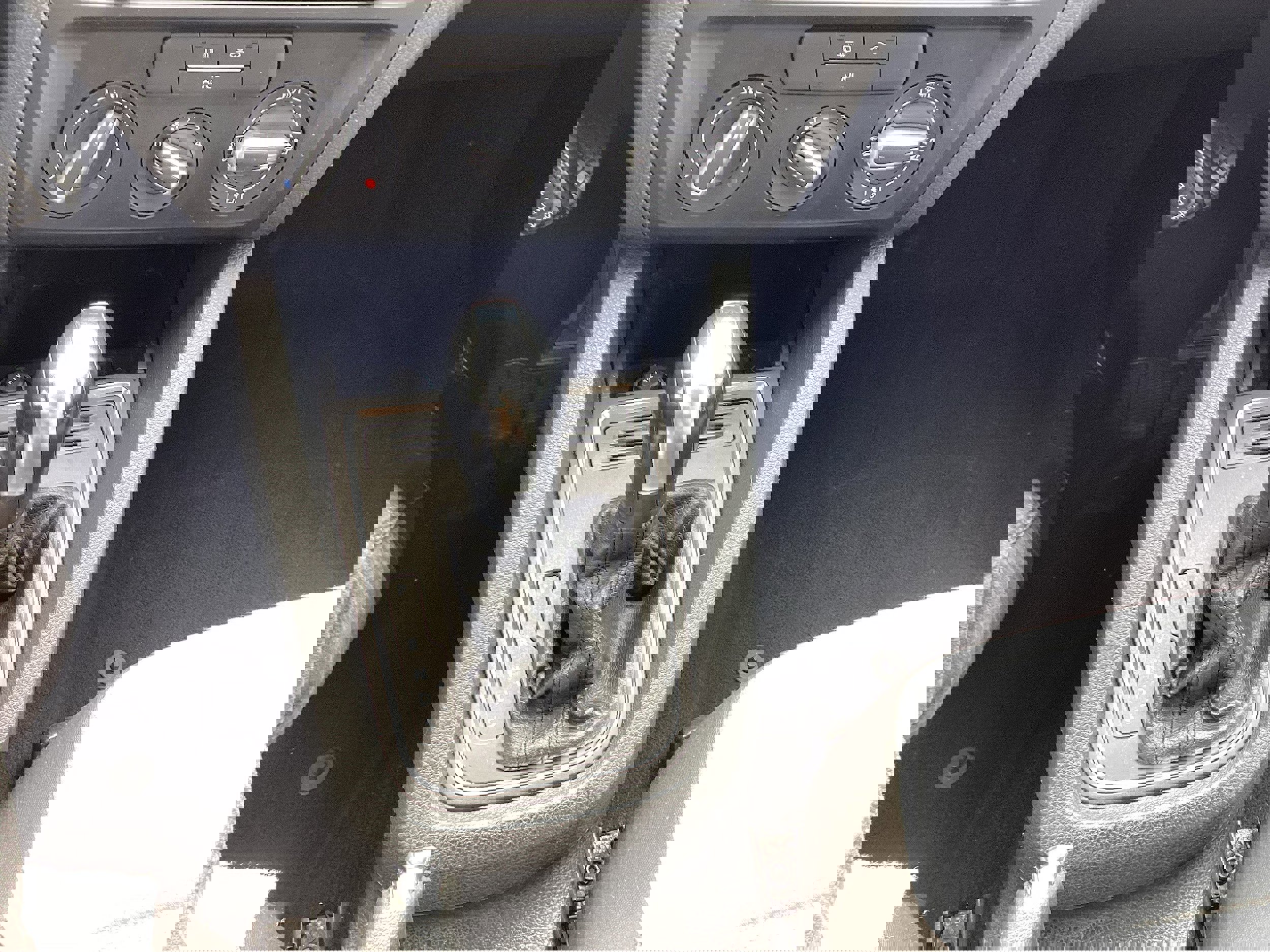 Used 2017 Volkswagen Jetta S image 18