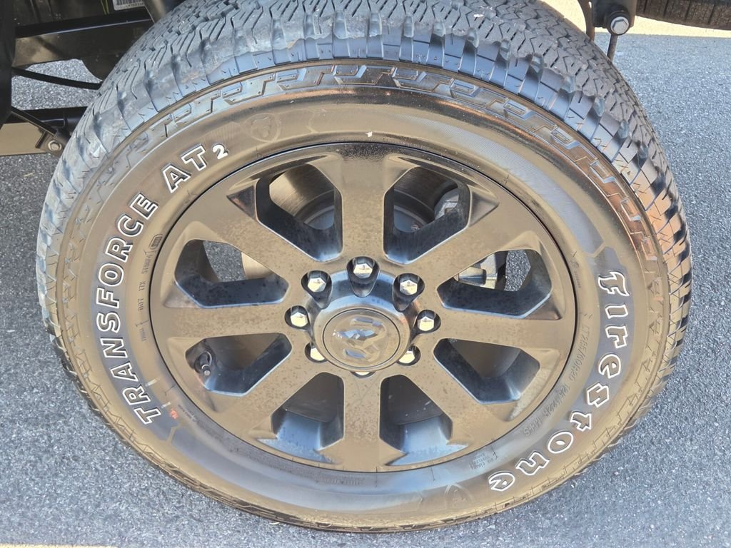 Used 2025 RAM 2500 Laramie AWD/4WD image 11