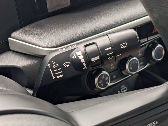 Used 2025 Nissan Kicks S FWD image 25