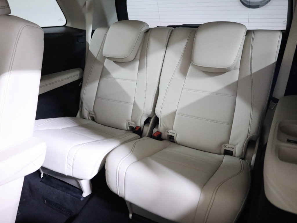 Used 2023 Mercedes-Benz GLS 450 4MATIC w/ AMG Line Exterior image 68