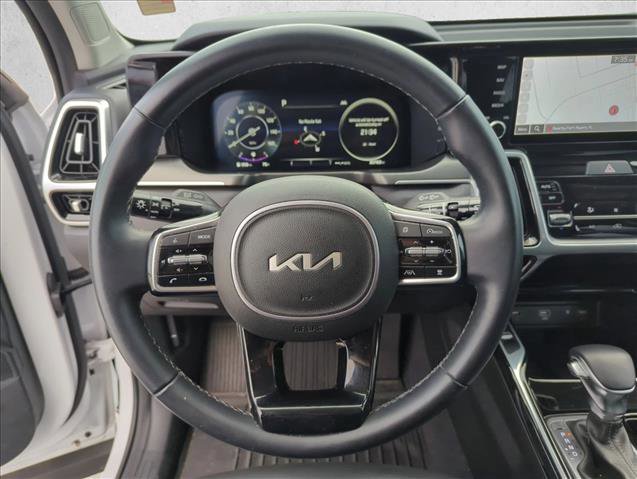 Used 2023 Kia Sorento SX AWD/4WD image 17