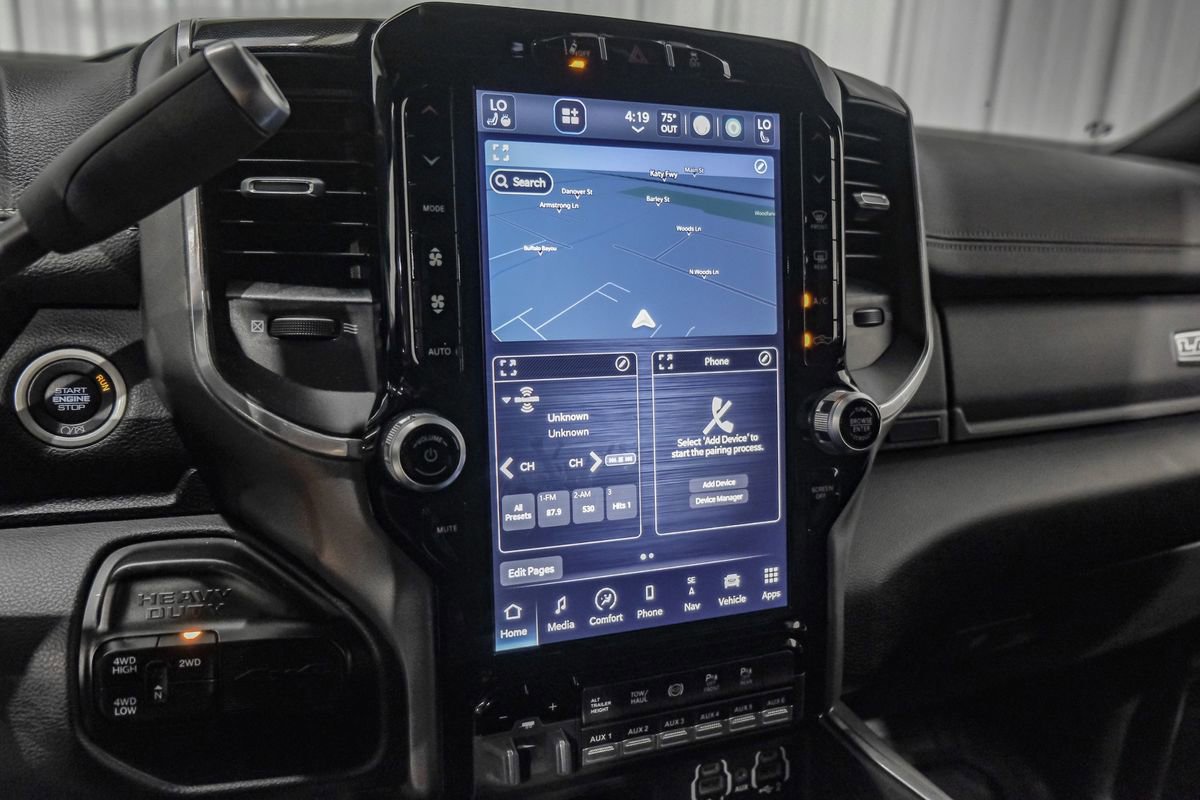 Used 2022 RAM 3500 Laramie image 27