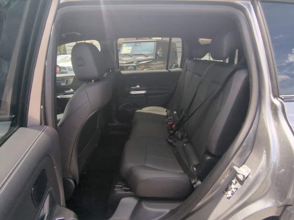 New 2025 Mercedes-Benz GLB 250 GLB 250 image 5