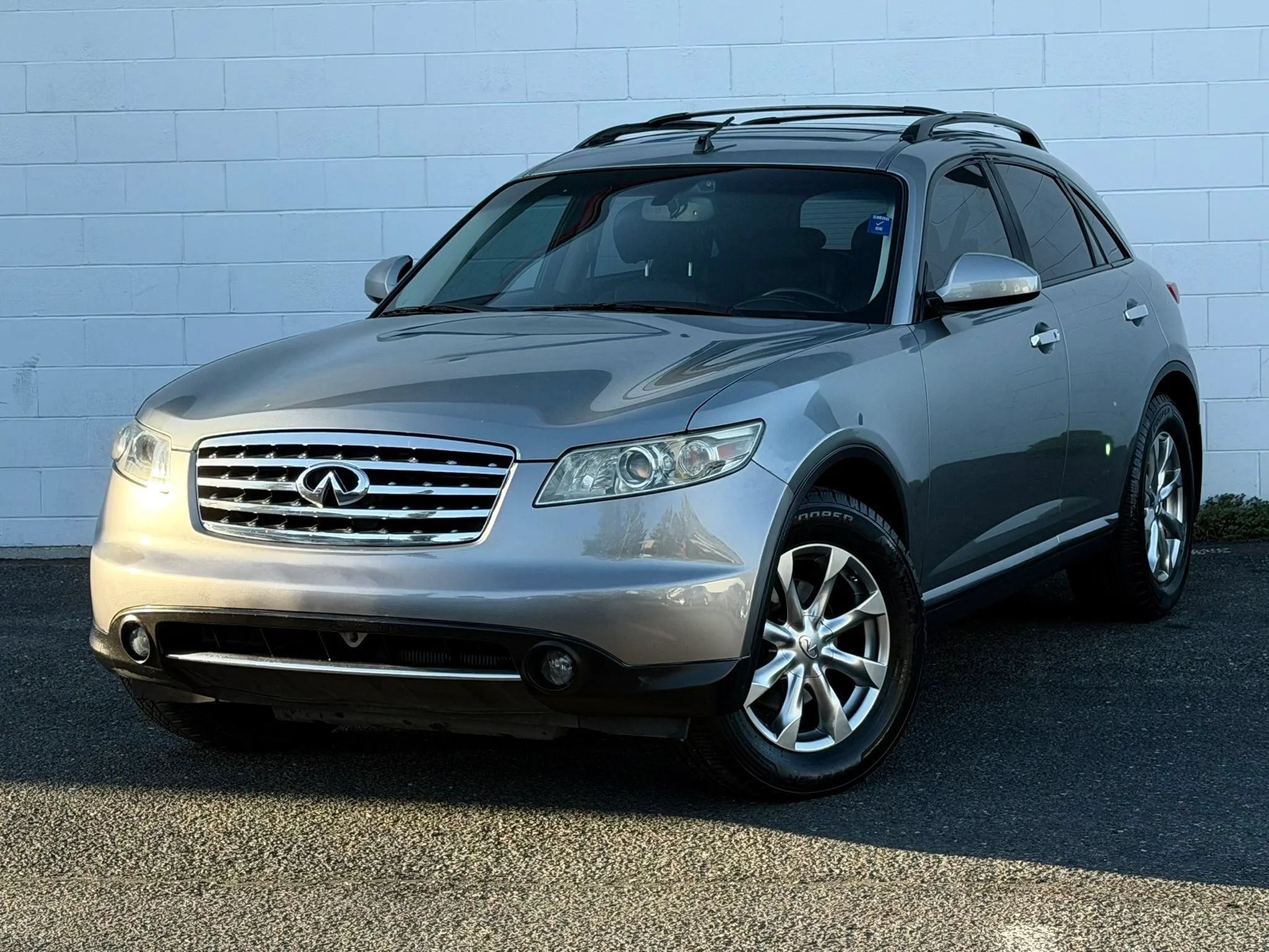 Used 2008 INFINITI FX35 2WD w/ Technology Pkg image 1