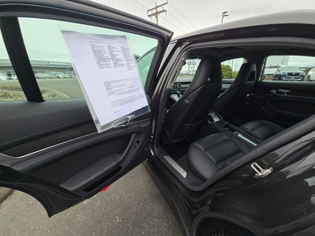 Used 2012 Porsche Panamera image 12