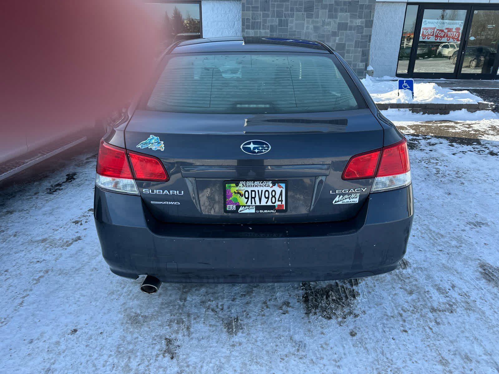 Used 2011 Subaru Legacy 2.5i Premium image 3