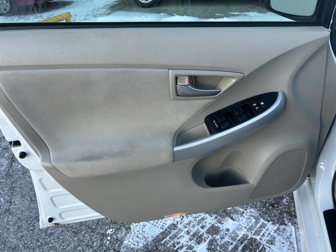 Used 2013 Toyota Prius Two image 14