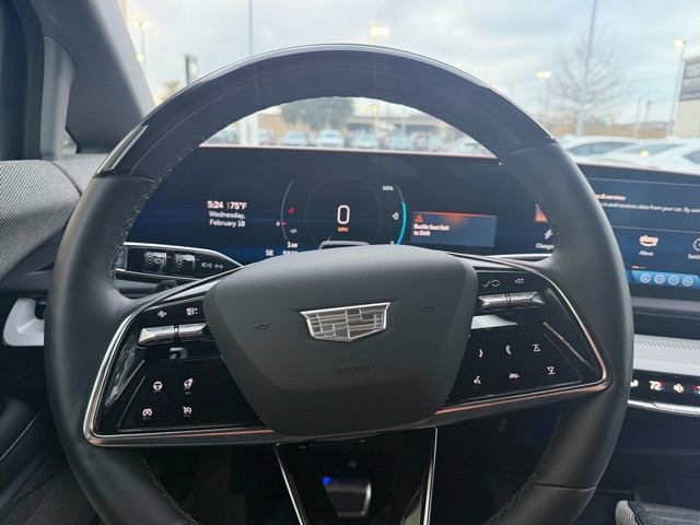 Used 2025 Cadillac Optiq Luxury 1 w/ LPO, Floor Liner Package image 15