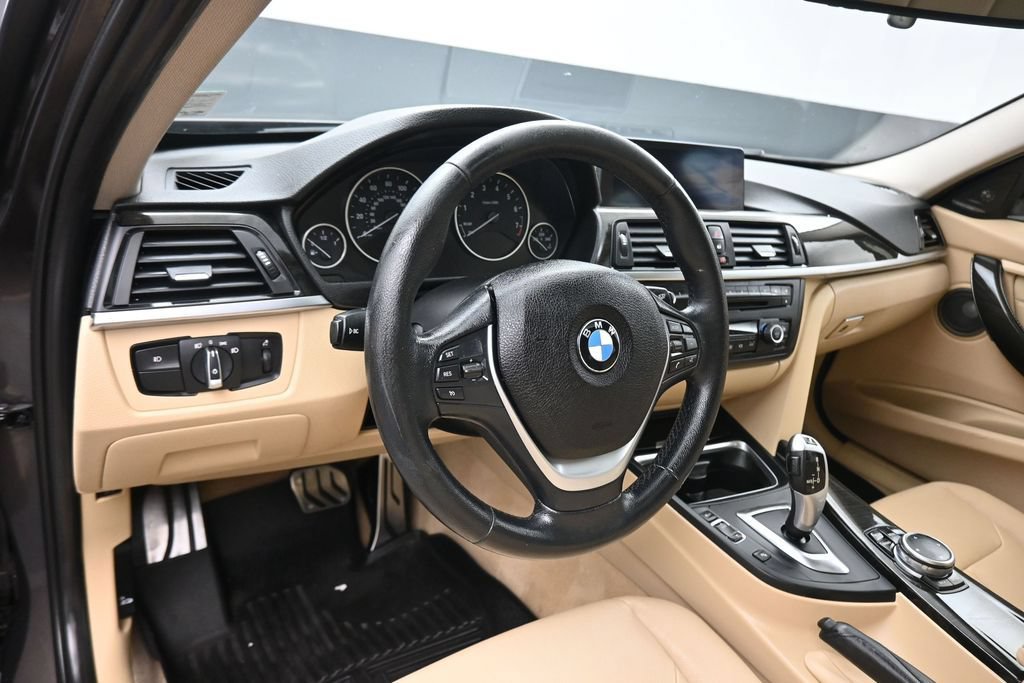 Used 2015 BMW 328i xDrive Sedan AWD/4WD image 13