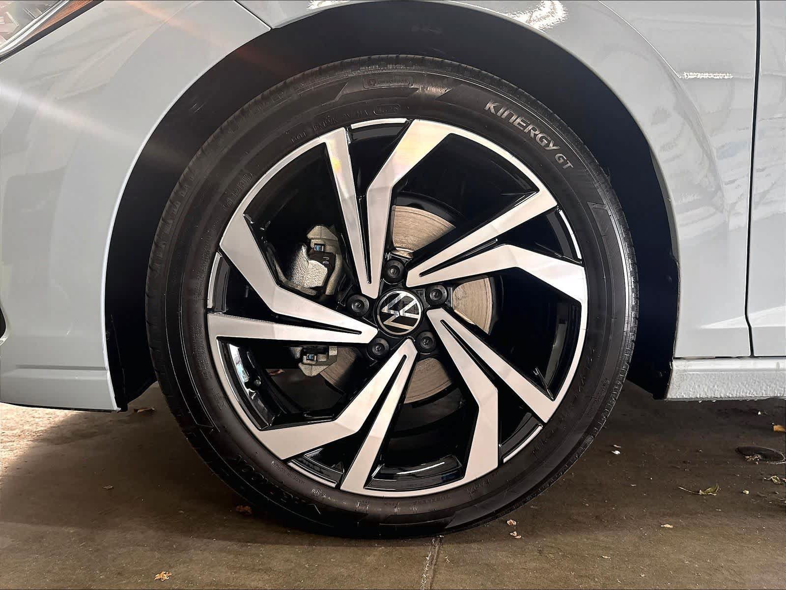 New 2027 Volkswagen Jetta SEL FWD image 13