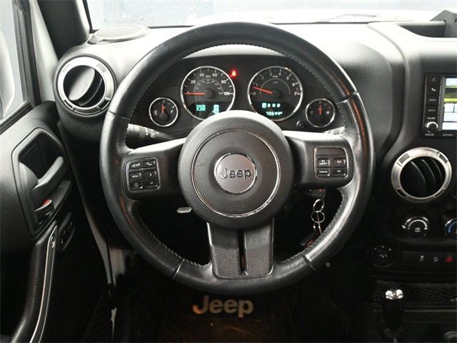 Used 2017 Jeep Wrangler Unlimited Sahara w/ Connectivity Group image 22