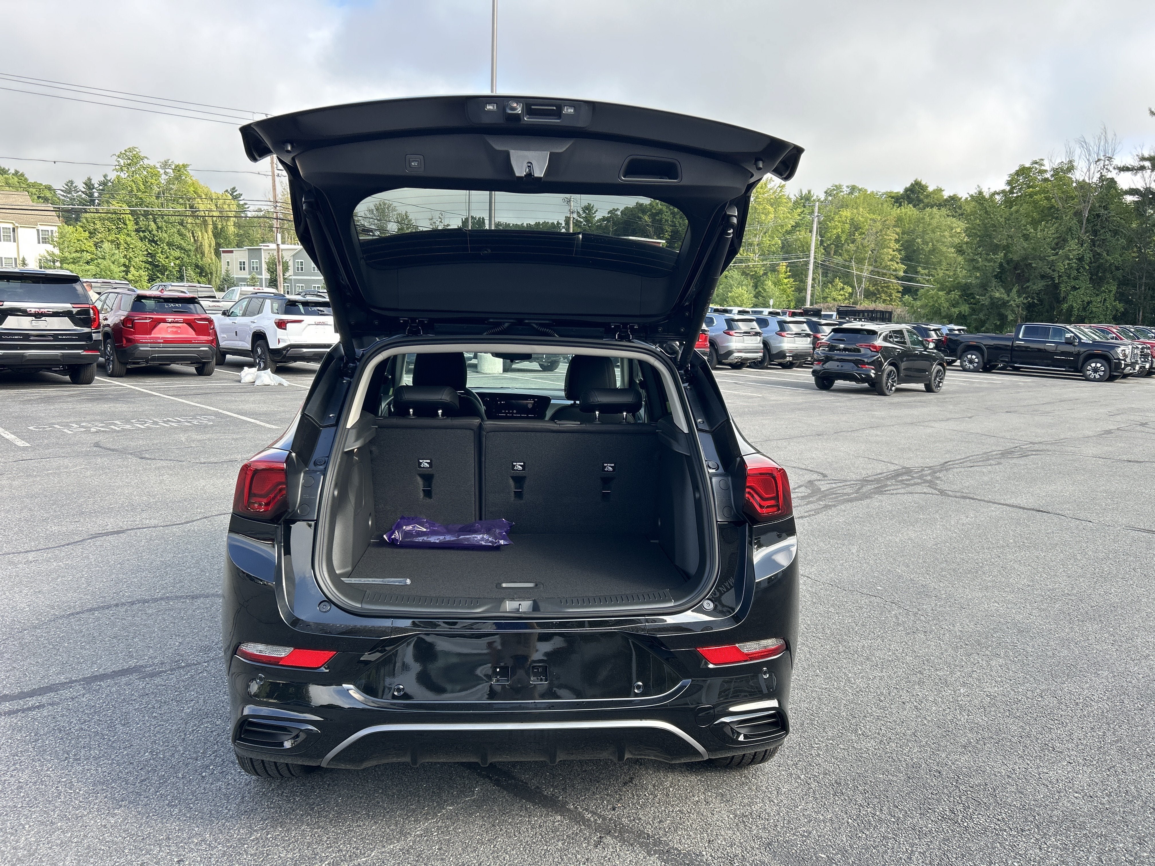 New 2026 Buick Encore GX Sport Touring w/ Advanced Technology Package AWD/4WD image 10