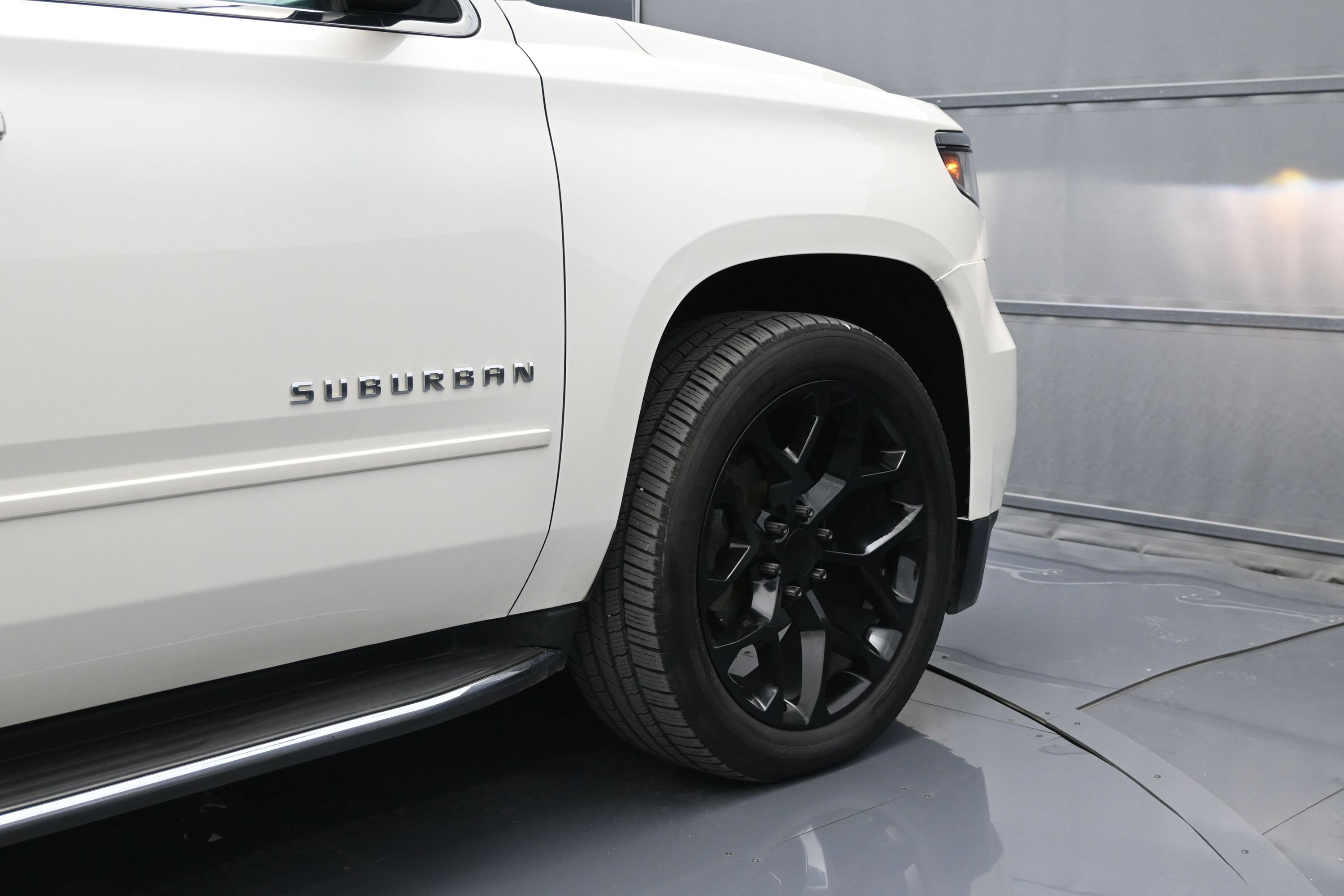 Used 2015 Chevrolet Suburban LTZ AWD/4WD image 46