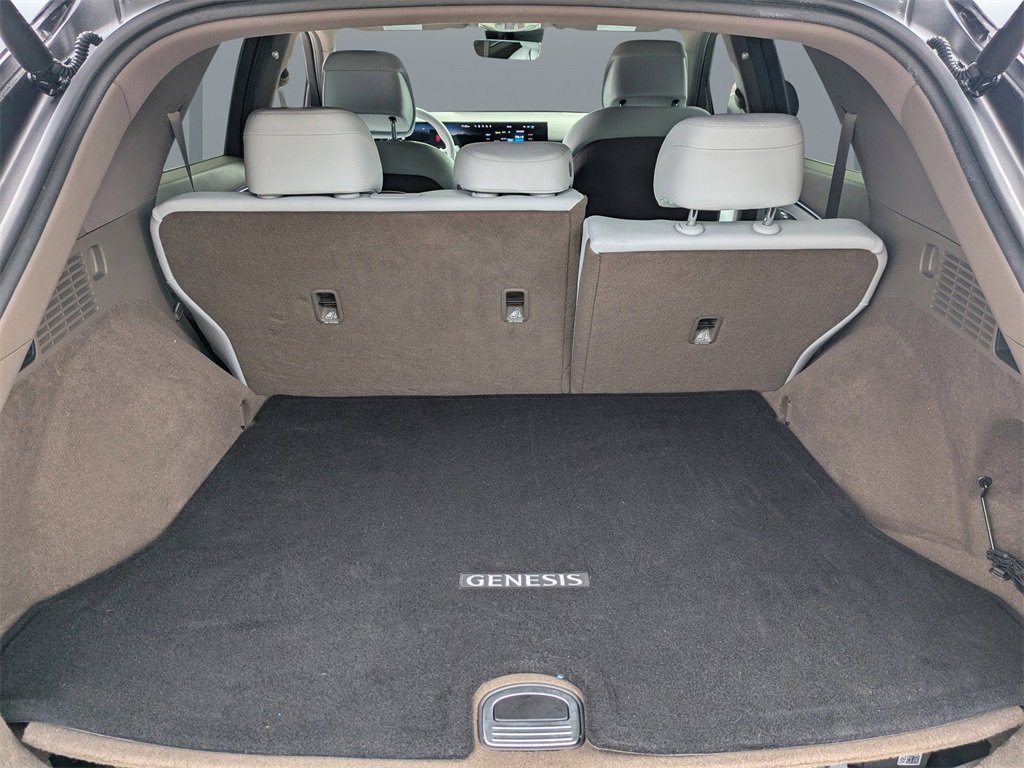 Used 2026 Genesis Electrified GV70 Advanced image 12