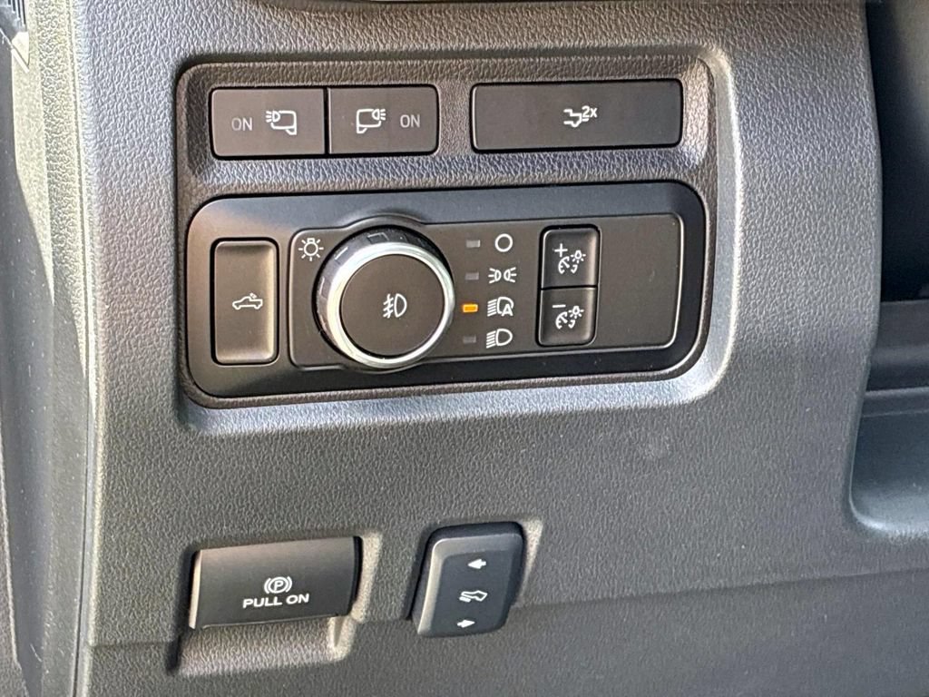 Used 2024 Ford F250 Lariat w/ Lariat Ultimate Package AWD/4WD image 27