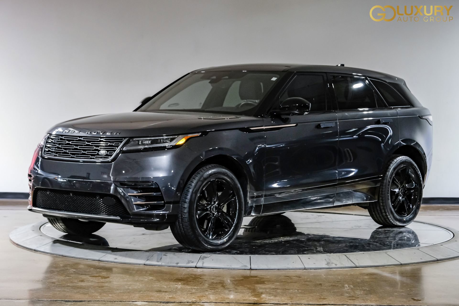 Used 2024 Land Rover Range Rover Velar Dynamic SE AWD/4WD image 8