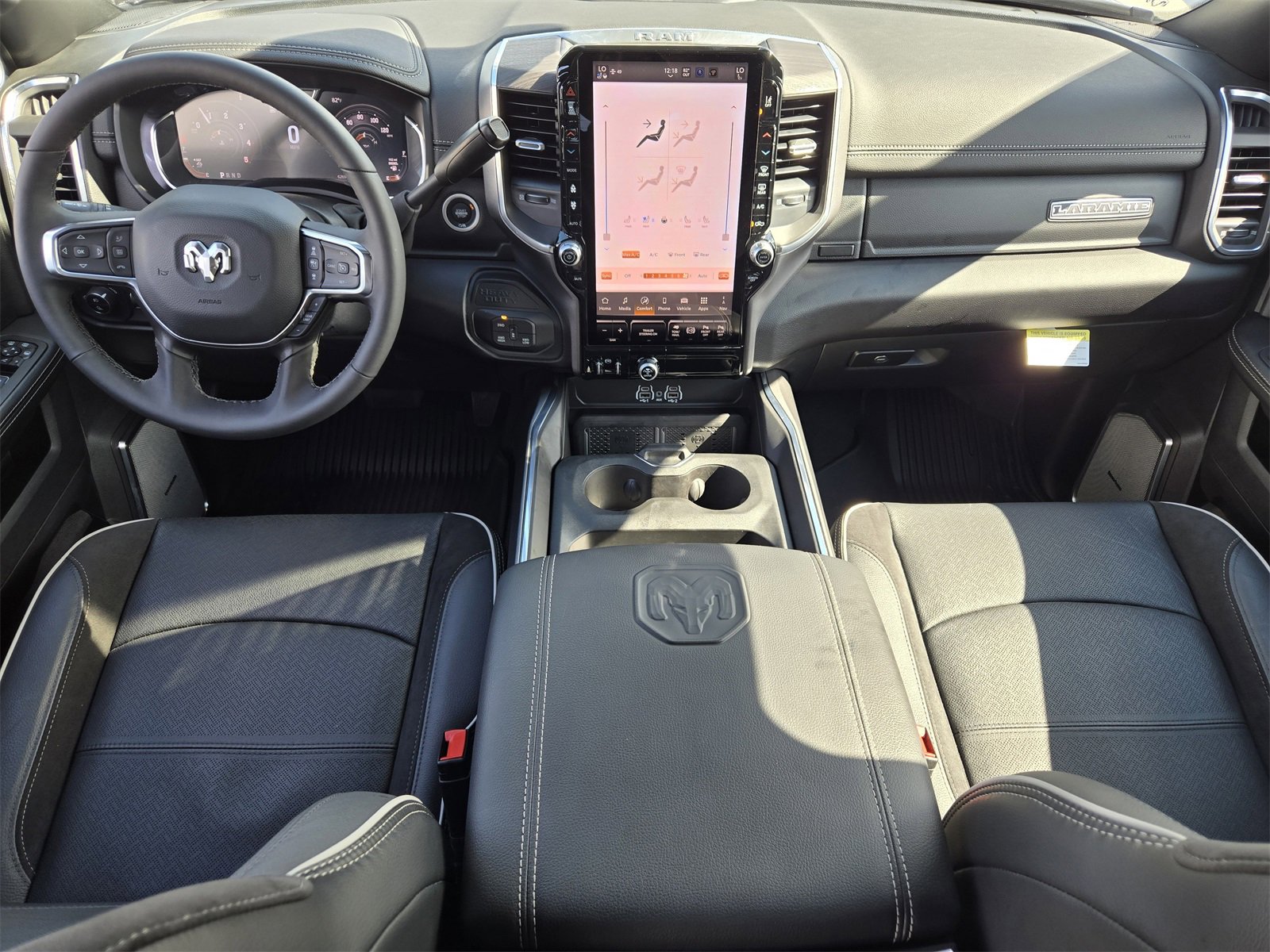 Used 2025 RAM 3500 Laramie image 25
