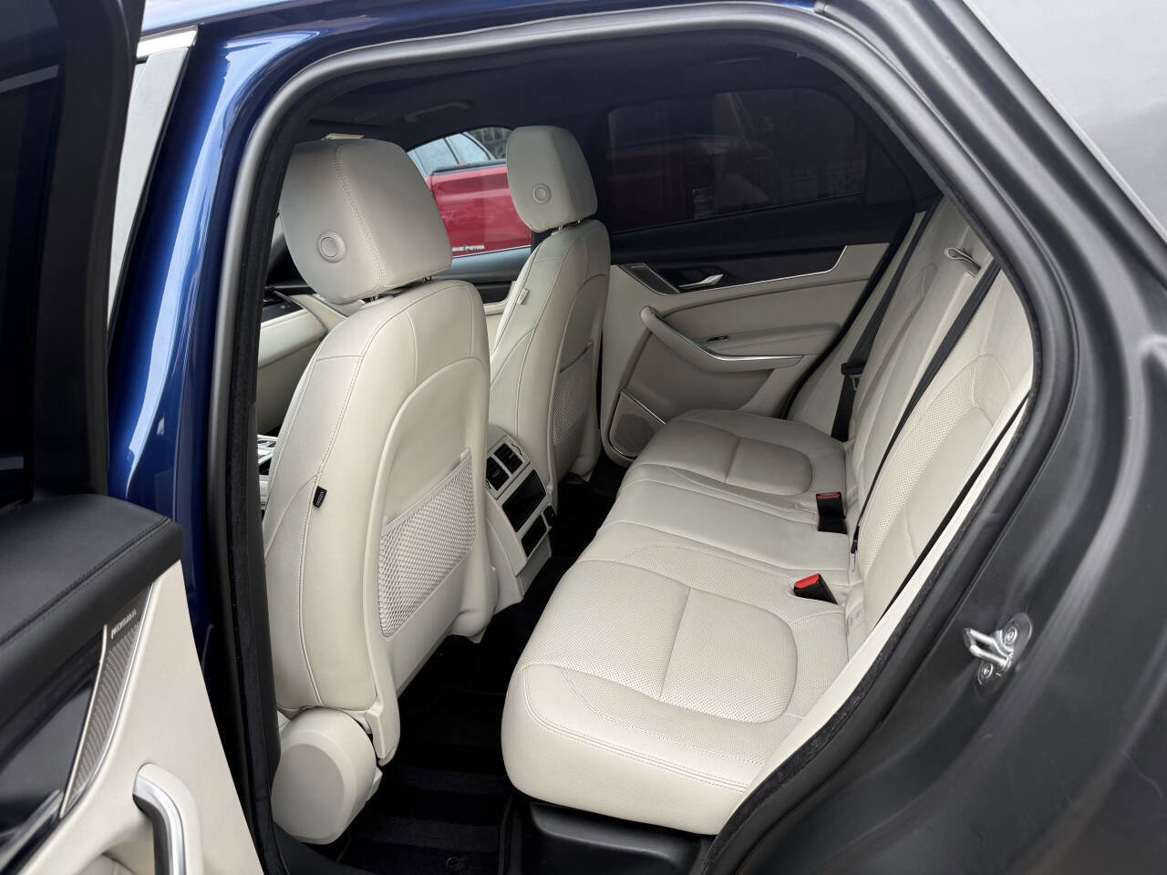 Used 2021 Jaguar F-PACE S AWD/4WD image 13