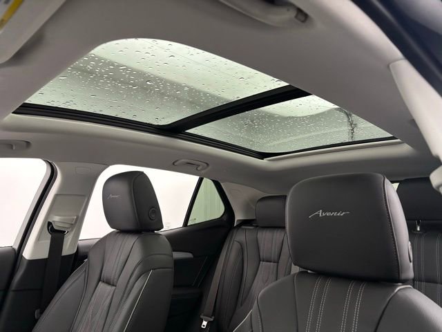 New 2026 Buick Envision Avenir image 4