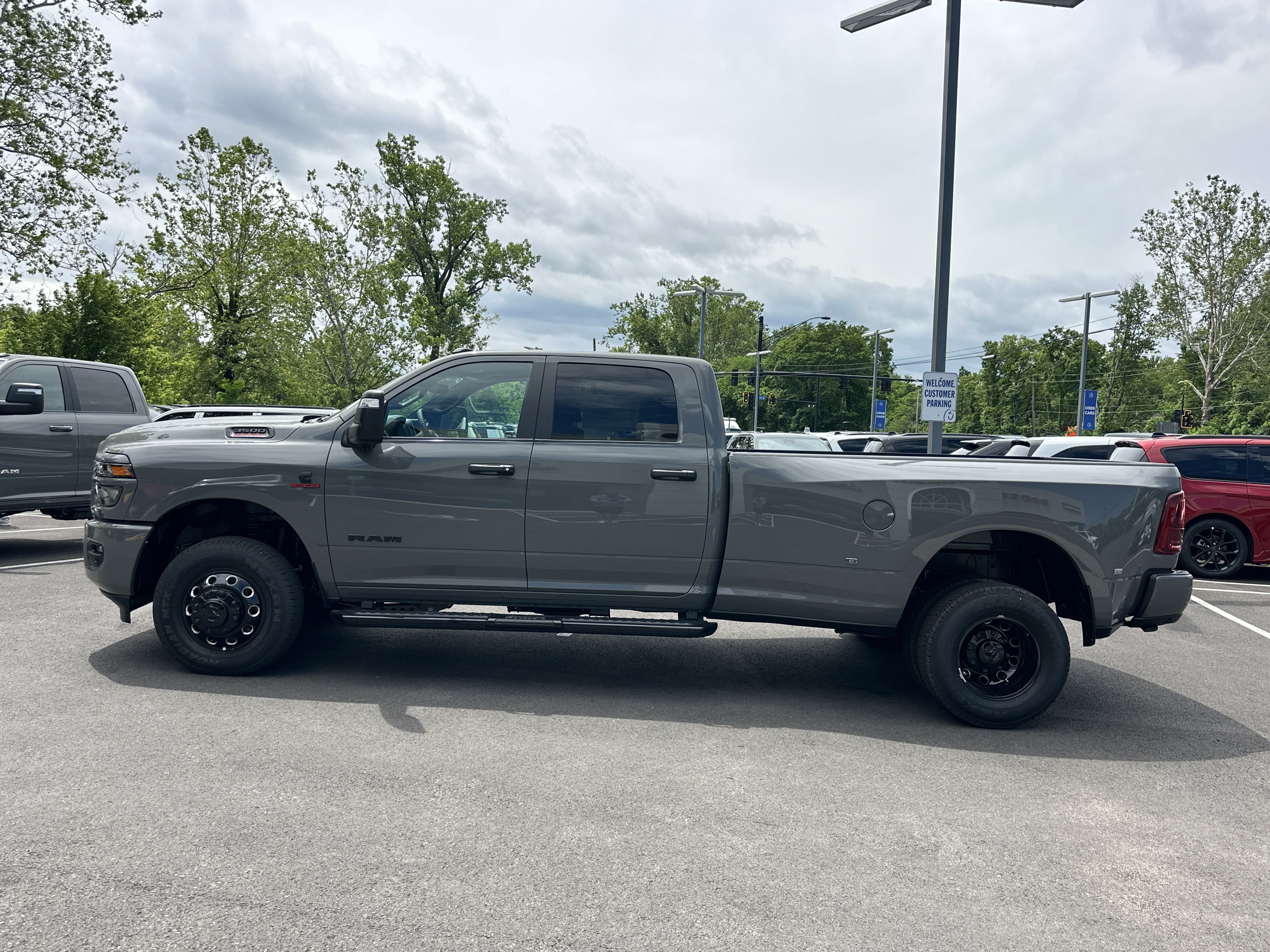 New 2026 RAM 3500 Big Horn AWD/4WD image 26