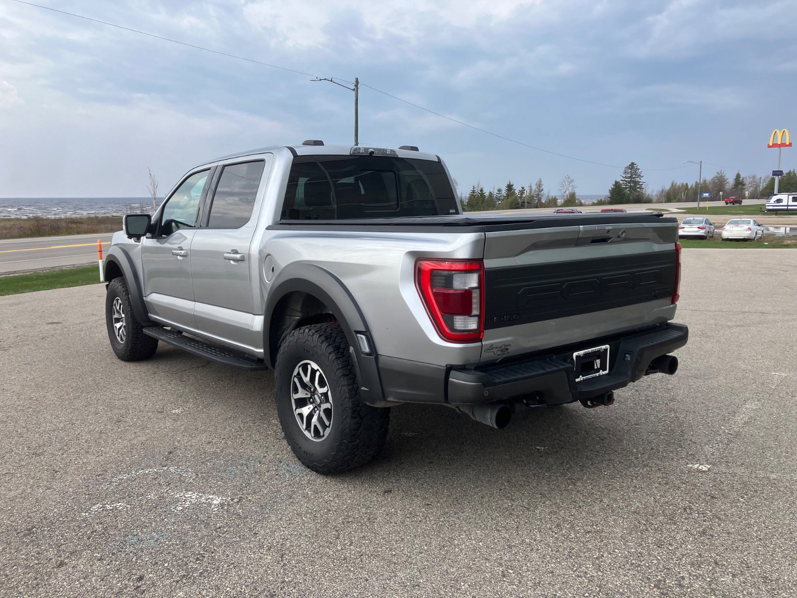 Used 2022 Ford F150 Raptor w/ Equipment Group 801A High AWD/4WD image 3