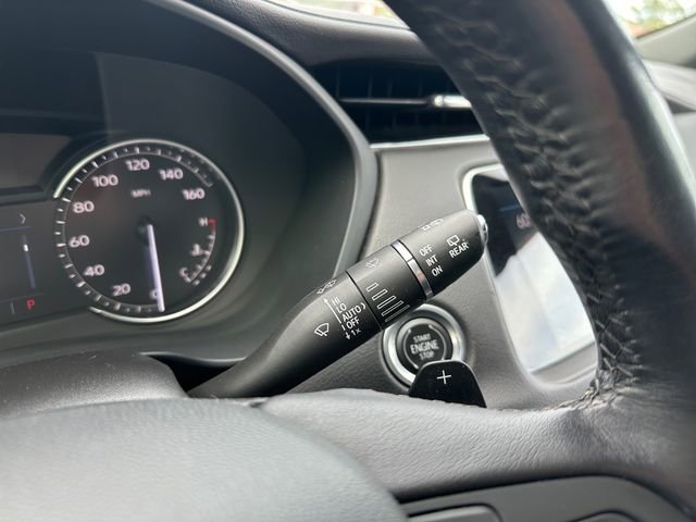 Used 2023 Cadillac XT4 Premium Luxury image 25