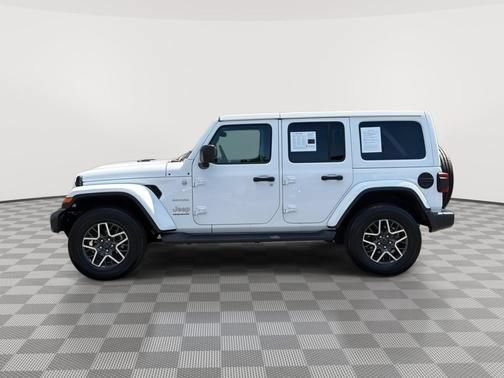 Used 2024 Jeep Wrangler Unlimited Sahara AWD/4WD image 6