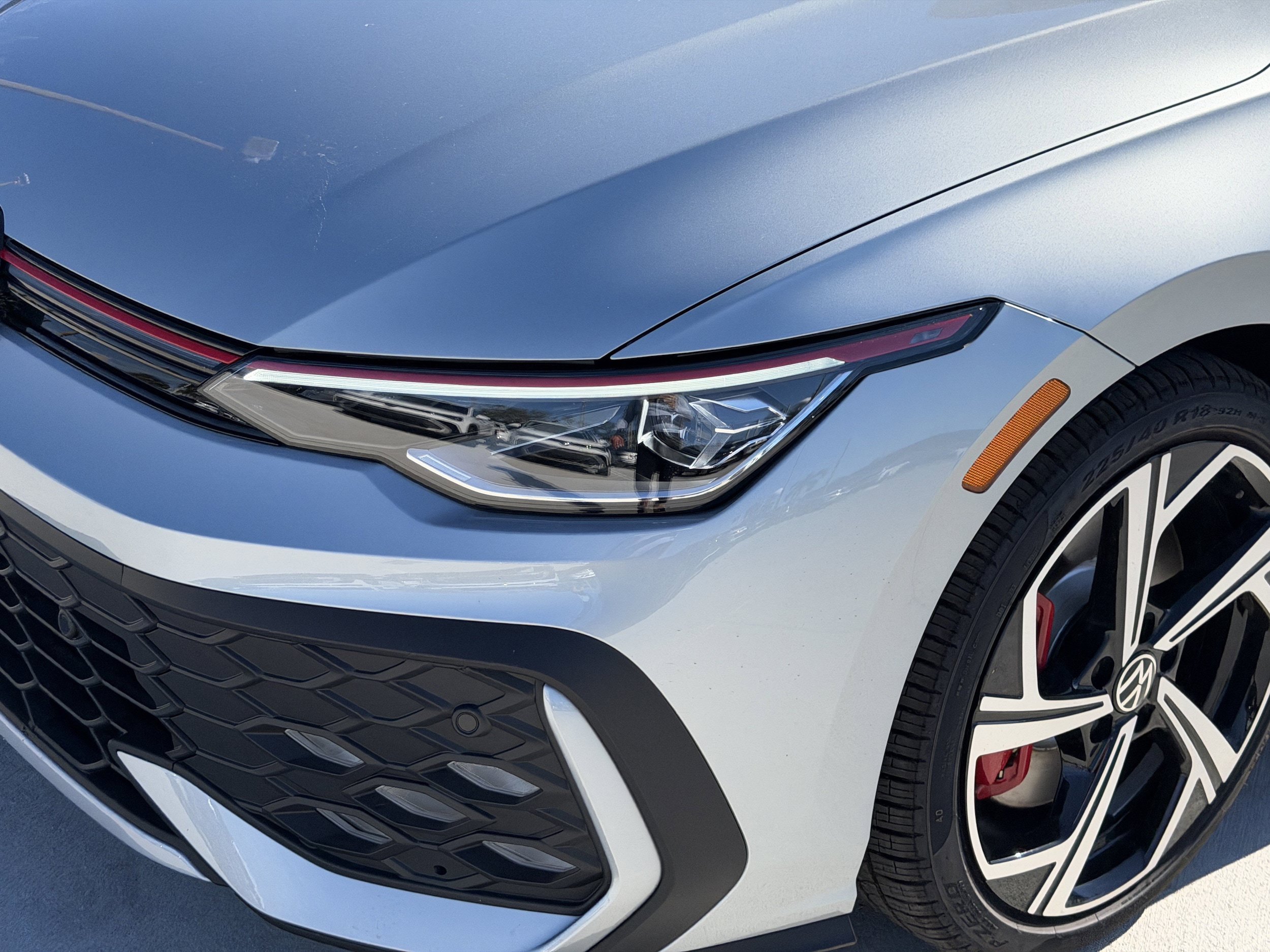 New 2026 Volkswagen GTI SE FWD image 8