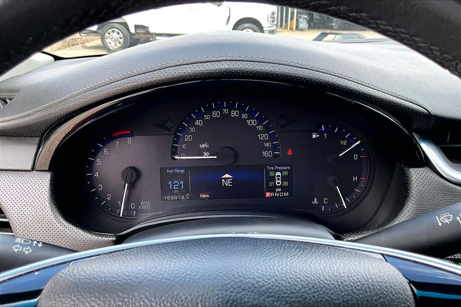 Used 2015 Cadillac XTS FWD image 26