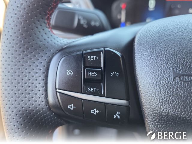 Used 2023 Ford Escape ST-Line w/ Equipment Group 301A image 27