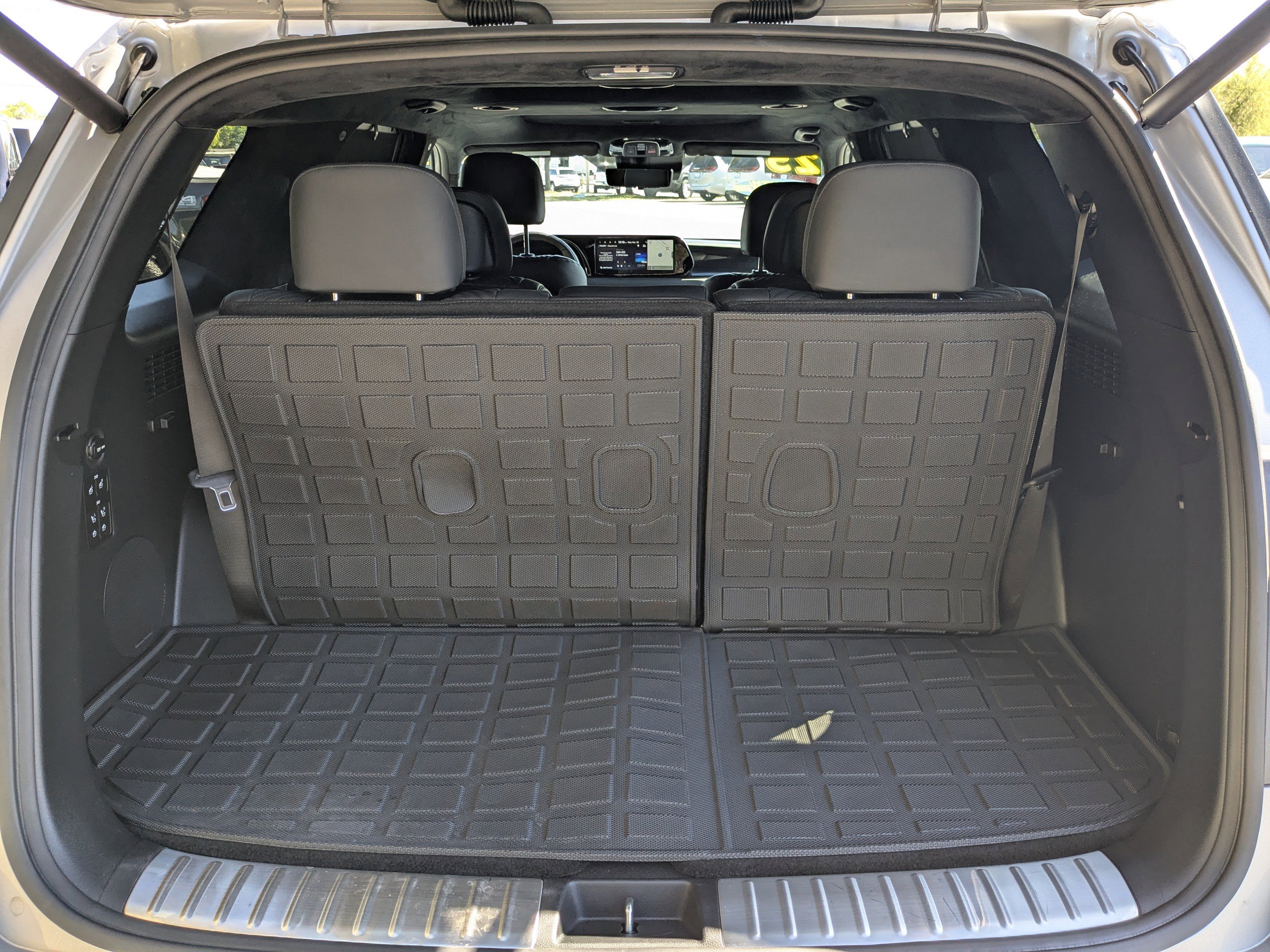 Used 2025 Hyundai Palisade Calligraphy image 12