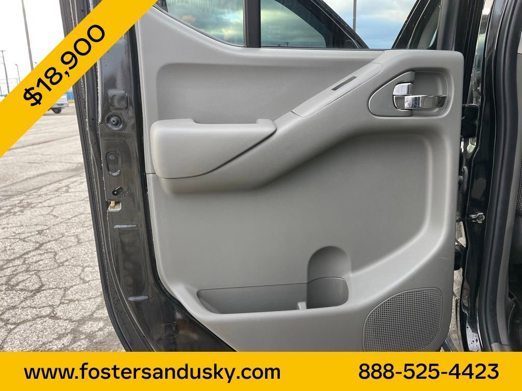 Used 2019 Nissan Frontier SV image 21