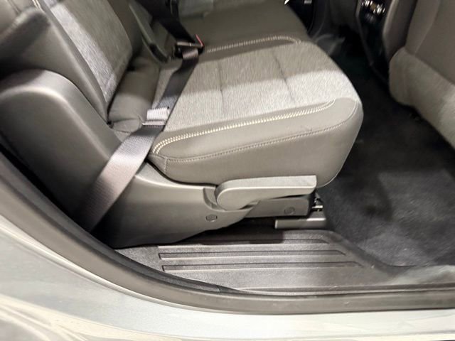 Used 2025 GMC Acadia Elevation image 23