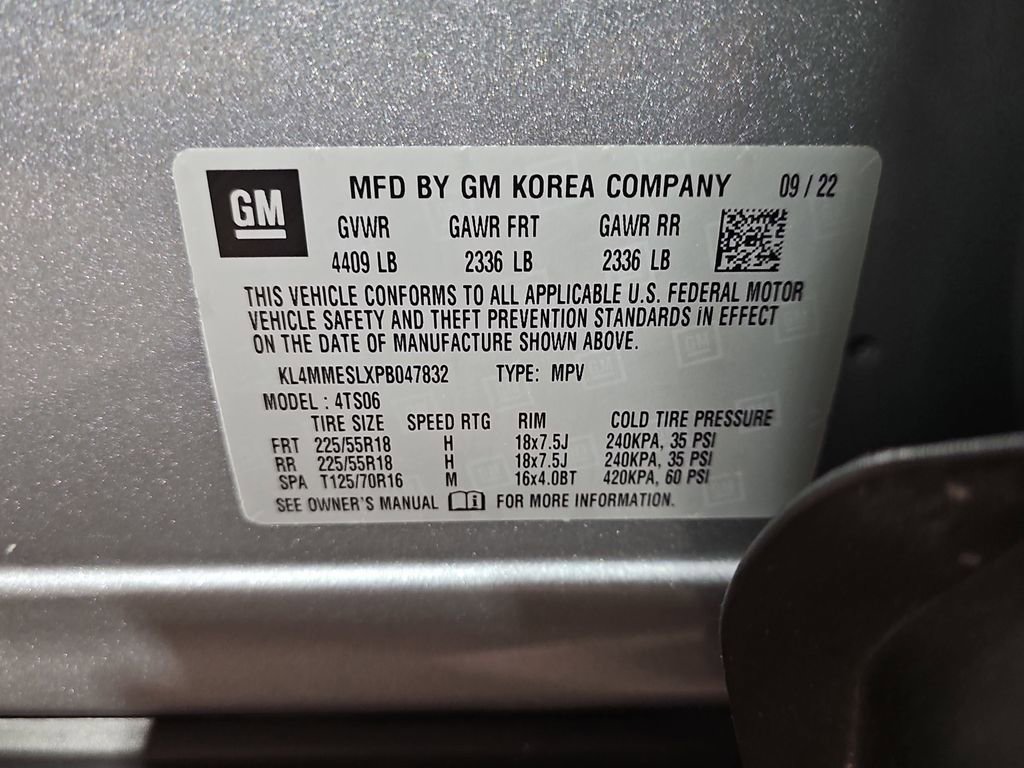 Used 2023 Buick Encore GX Select image 42