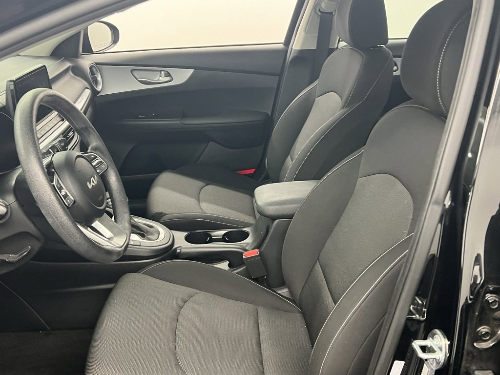 Used 2024 Kia Forte LXS image 8