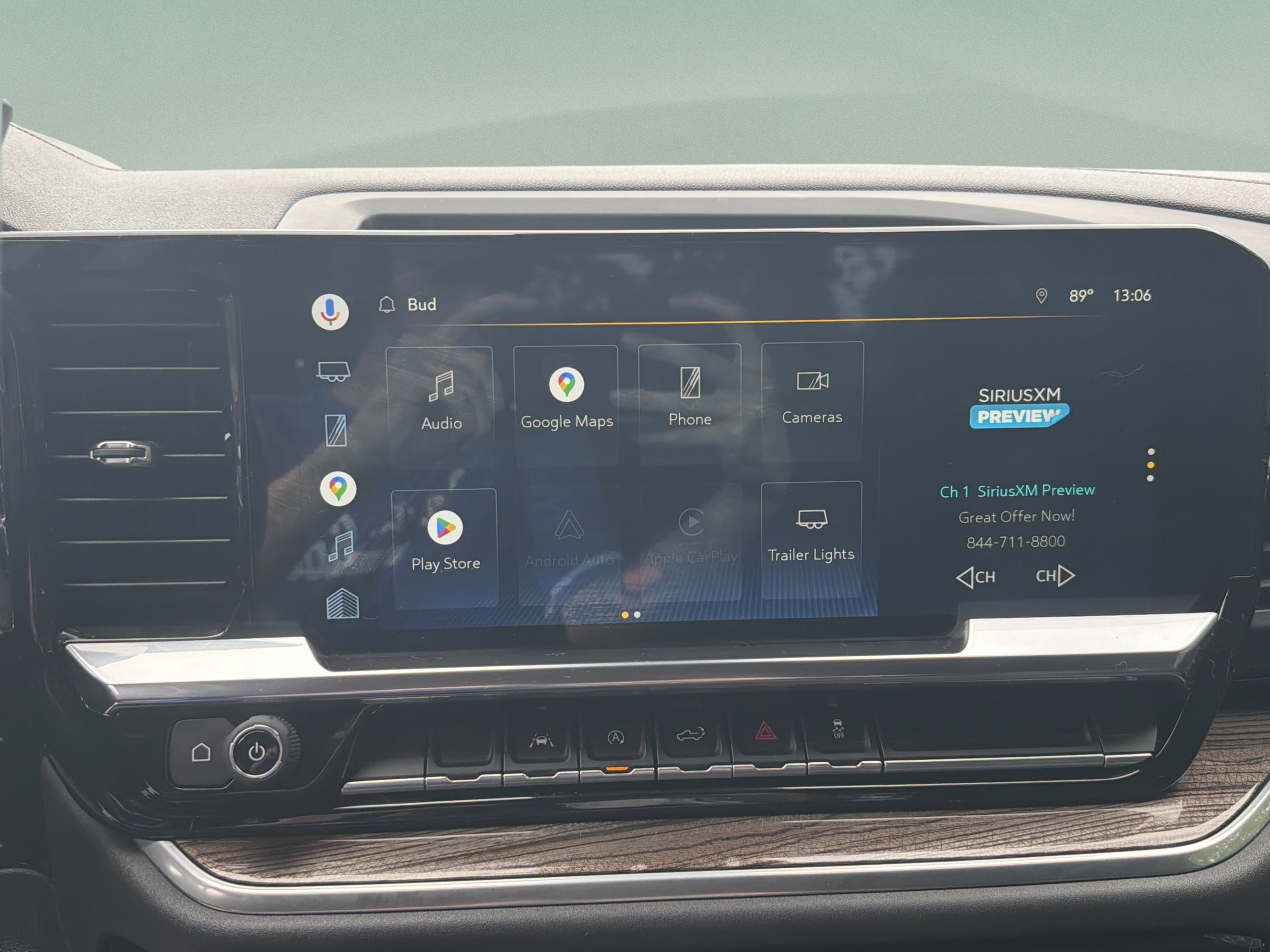 Used 2022 Chevrolet Silverado 1500 LT AWD/4WD image 15