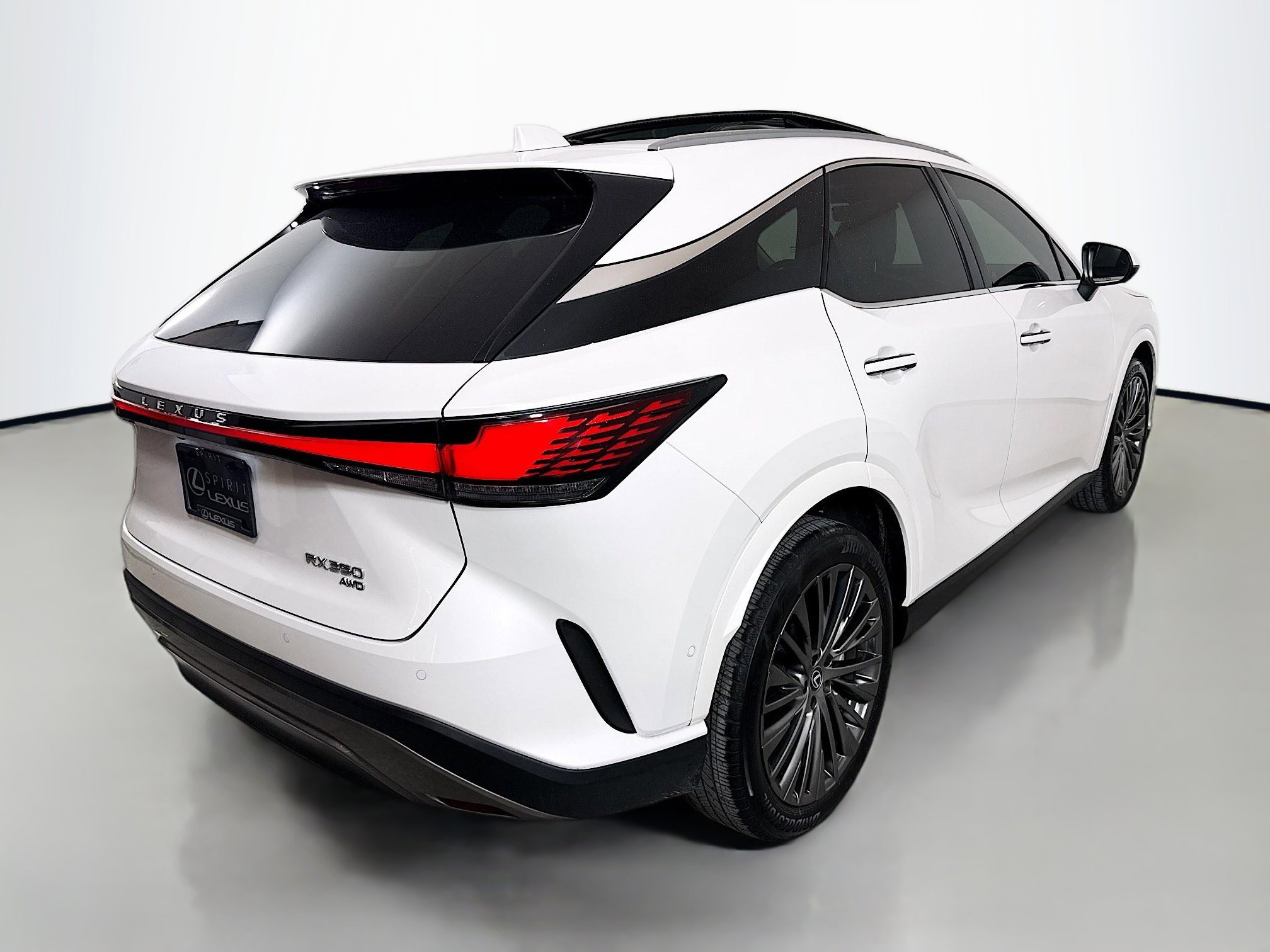 Used 2024 Lexus RX 350 AWD w/ Convenience Package image 7