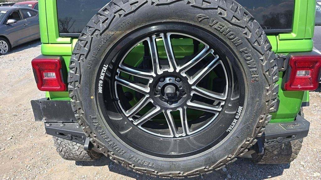 Used 2019 Jeep Wrangler Unlimited Rubicon AWD/4WD image 10