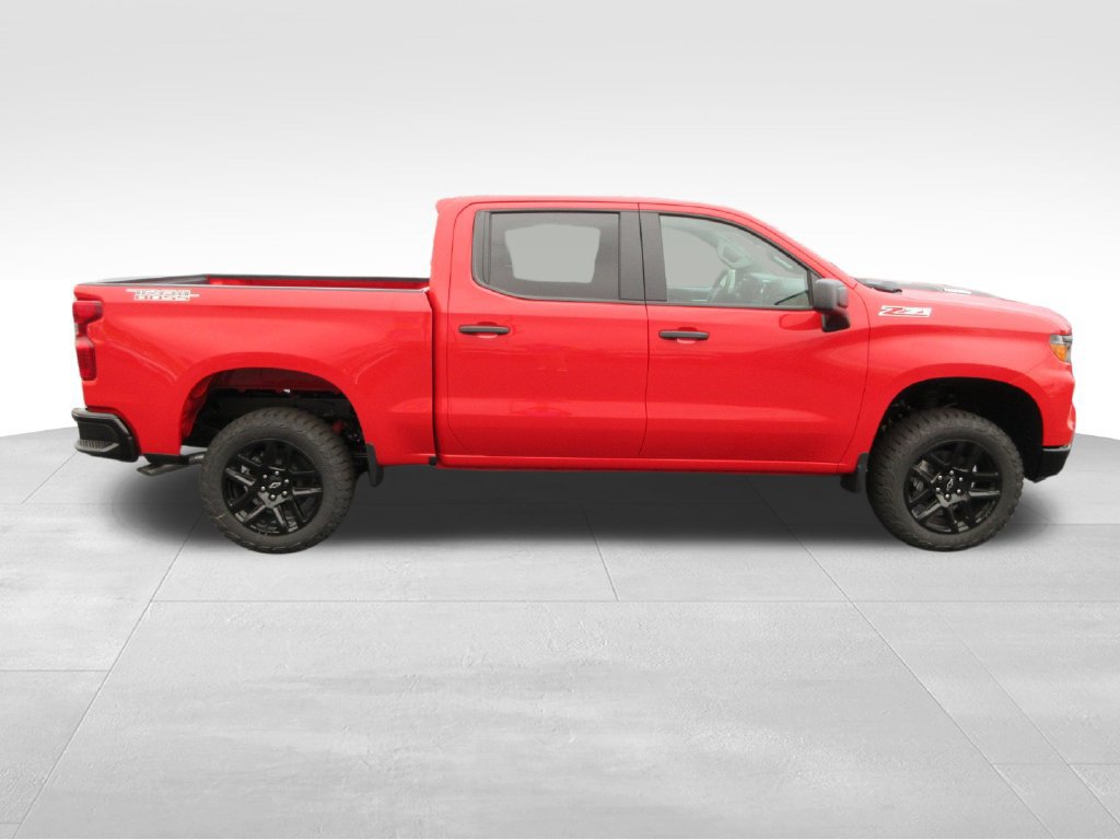 New 2026 Chevrolet Silverado 1500 Custom Trail Boss w/ LPO, Dark Essentials Package AWD/4WD image 7
