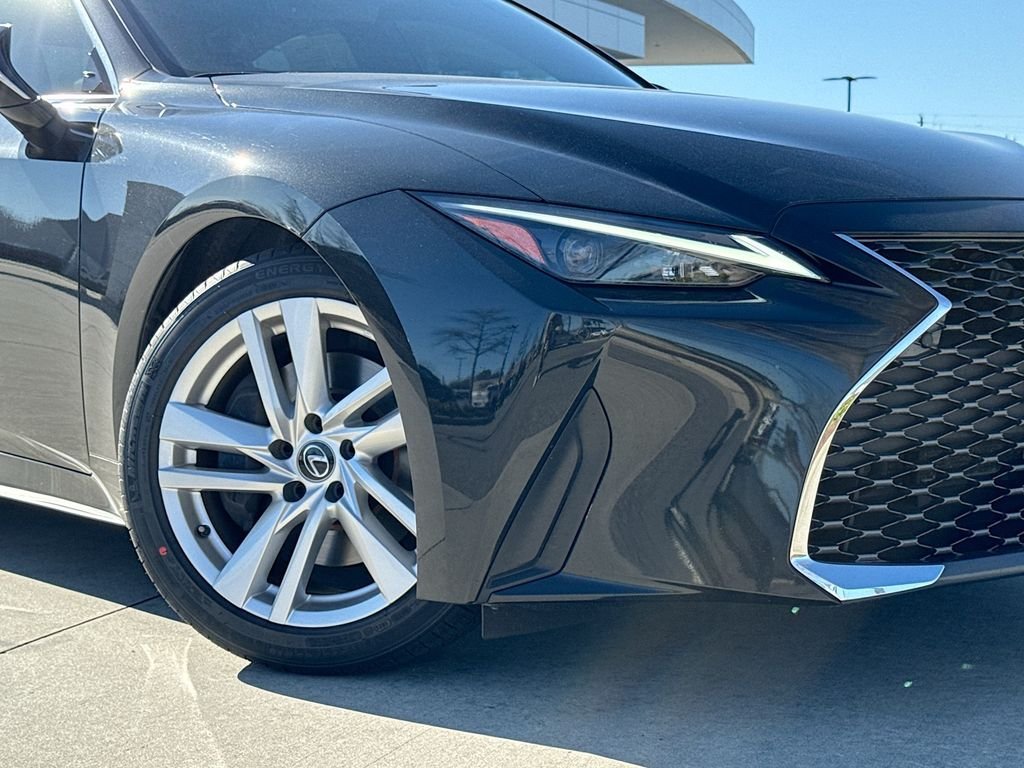 Used 2023 Lexus IS 300 w/ Comfort Package RWD image 10