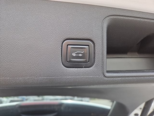 Used 2022 GMC Terrain AT4 w/ Infotainment Package II AWD/4WD image 28
