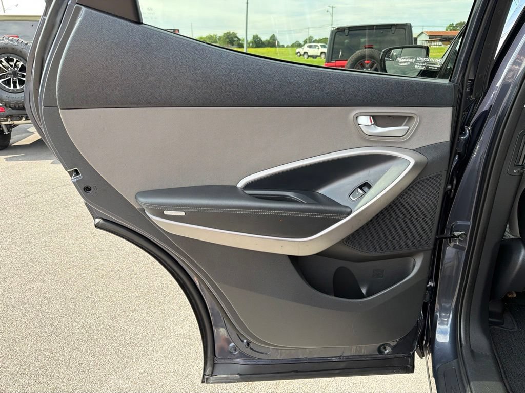 Used 2016 Hyundai Santa Fe Sport FWD image 15