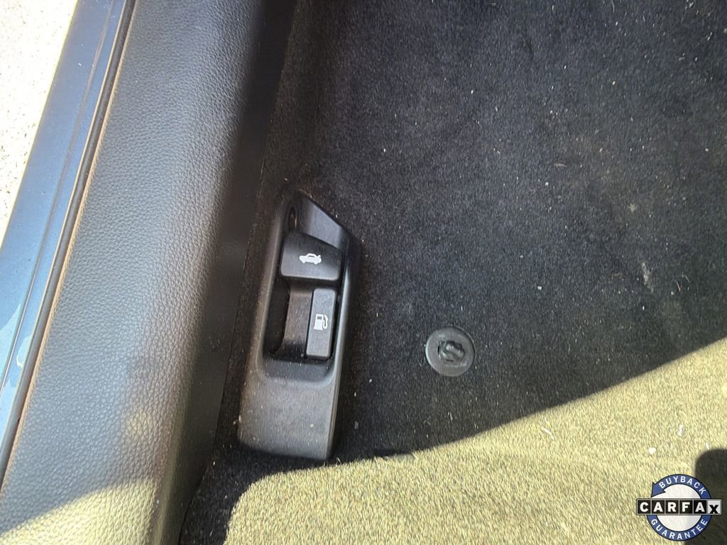 Used 2020 Toyota Corolla SE image 24