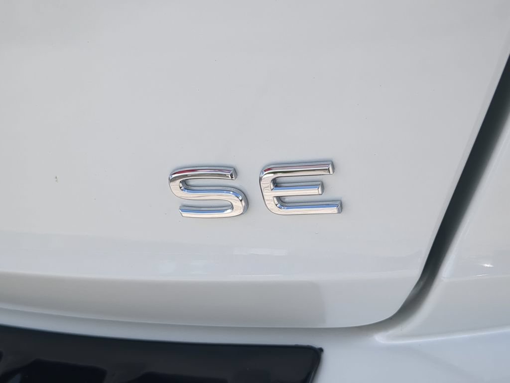 New 2026 Volkswagen Jetta SE FWD image 9