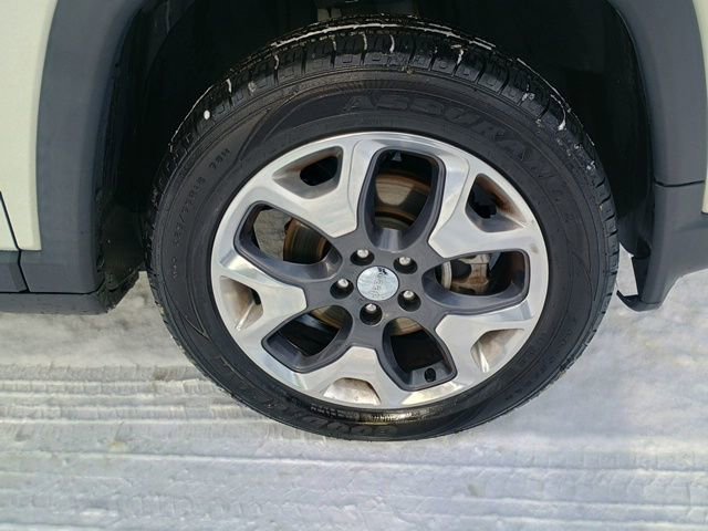 Used 2020 Jeep Compass Limited image 10