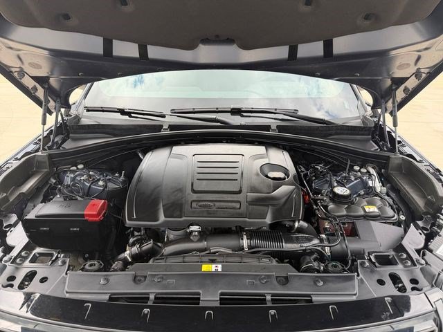 Certified 2026 Land Rover Range Rover Velar Dynamic SE AWD/4WD image 19