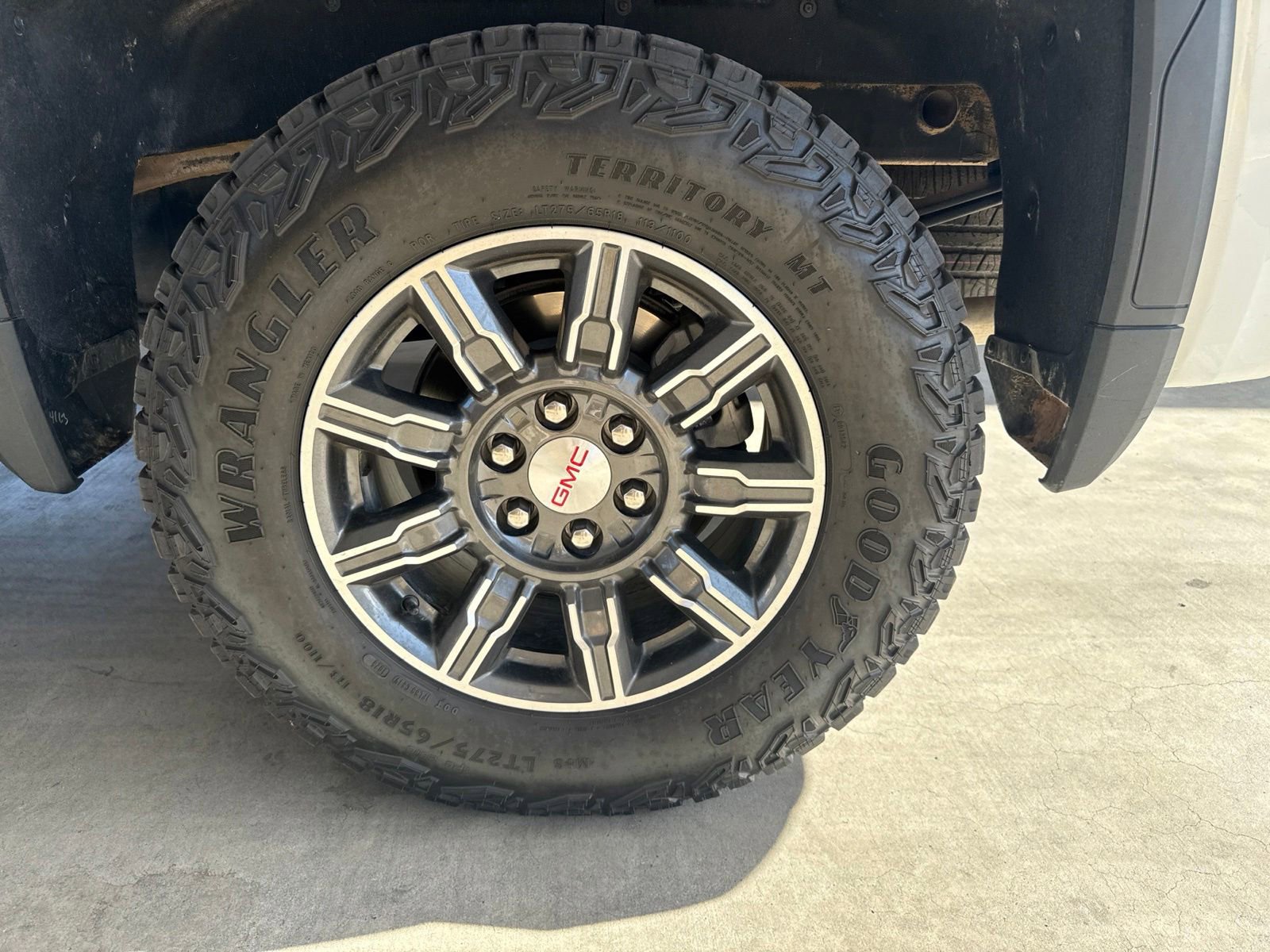 Certified 2025 GMC Sierra 1500 AT4 AWD/4WD image 15