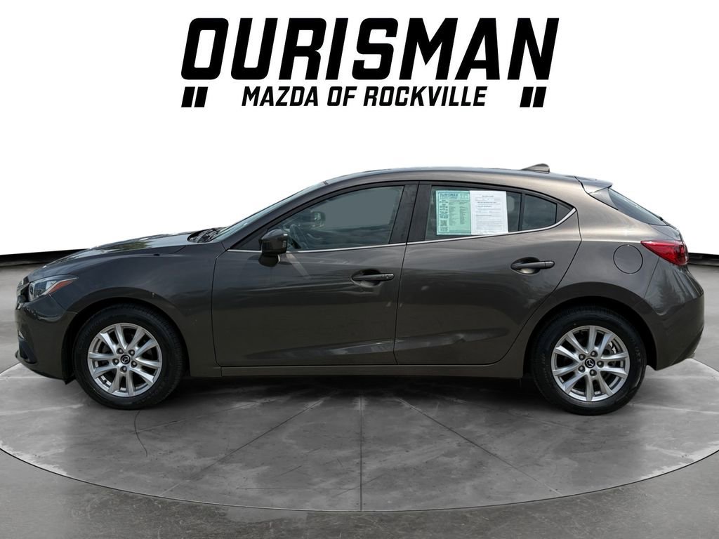 Used 2016 MAZDA MAZDA3 i Touring w/ Popular Equipment Package FWD image 3
