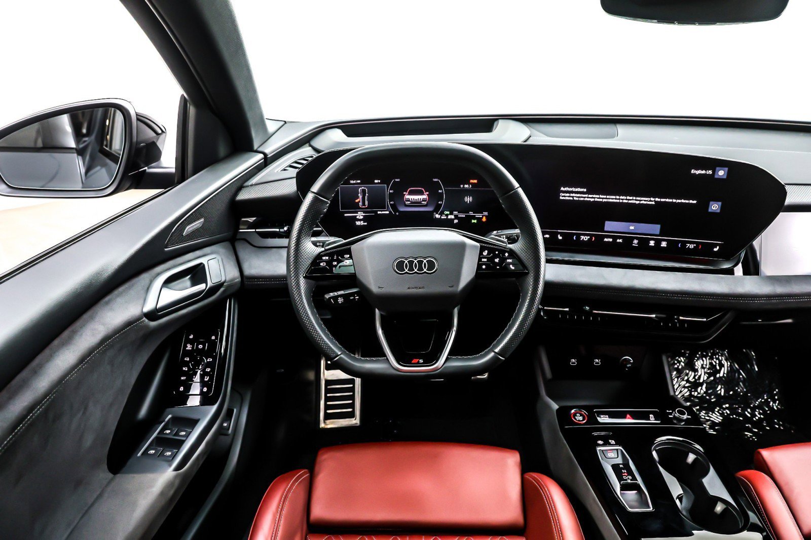 Used 2025 Audi SQ6 e-tron Prestige w/ Red Edition One image 6