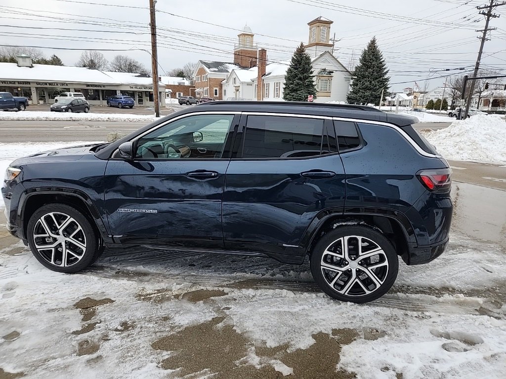 Certified 2024 Jeep Compass Limited w/ Elite Group image 9